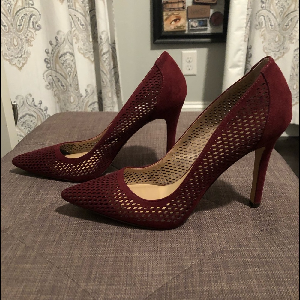 Stiletto pumps